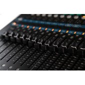Allen Heath Qu-24C Allen Heath Qu-24C